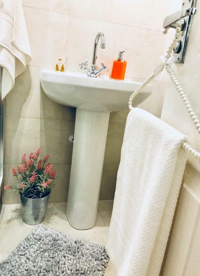 Modern Boutique Studio Apartment 본머스 외부 사진